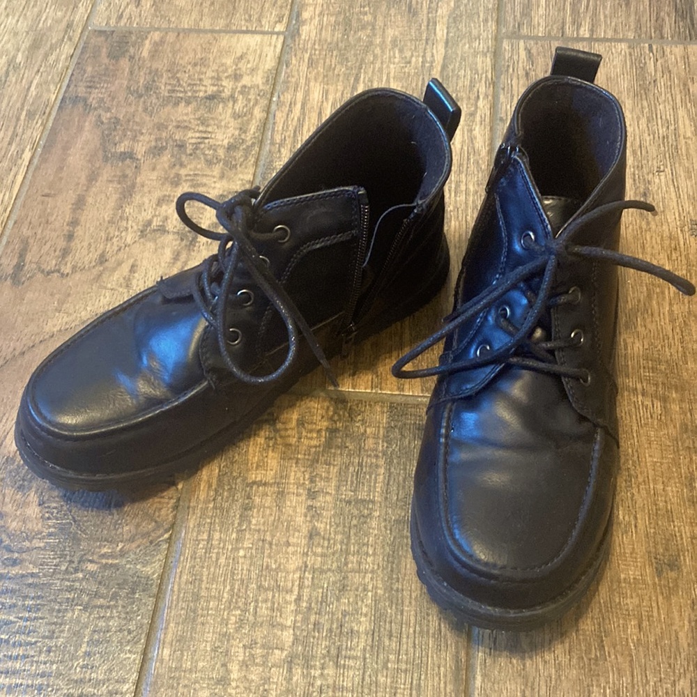 Children’s place black dress boots
